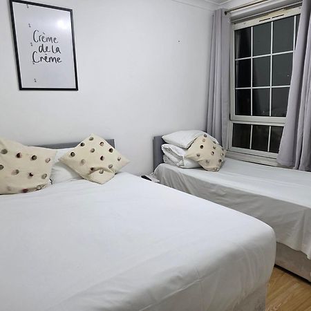 Budget Grey House London Kültér fotó
