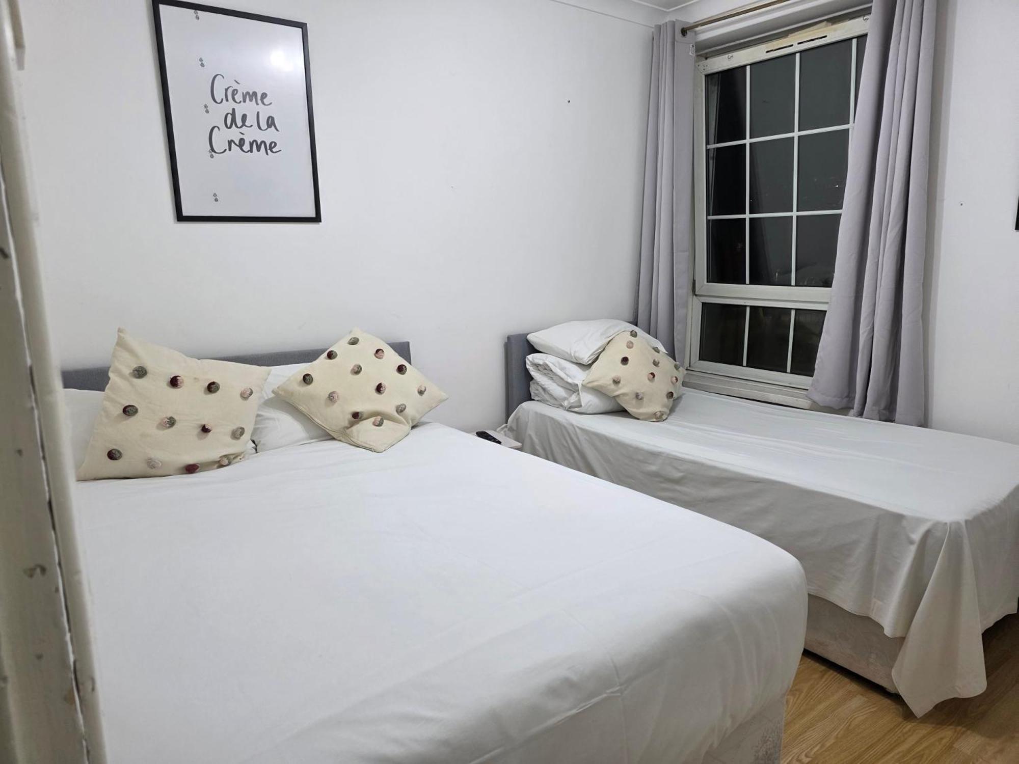 Budget Grey House London Kültér fotó